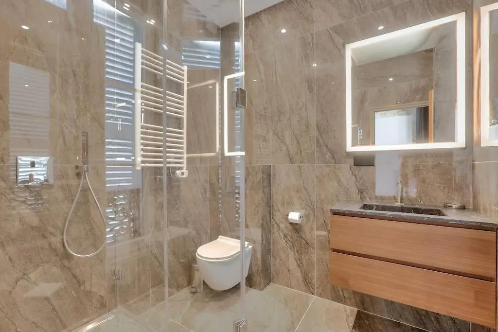 Le Luxe A La Francaise Au Coeur De Paris Apartment