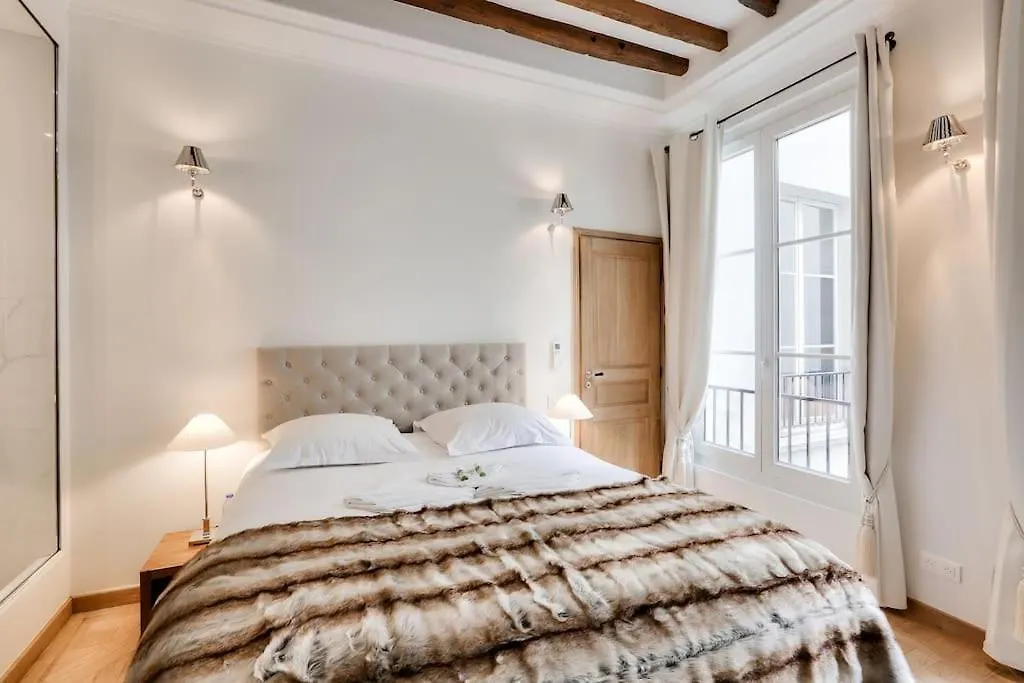 Le Luxe A La Francaise Au Coeur De Paris Apartment